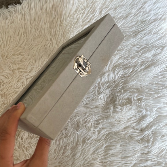Gray Jewelry Box Organizer - Picture 6 of 12